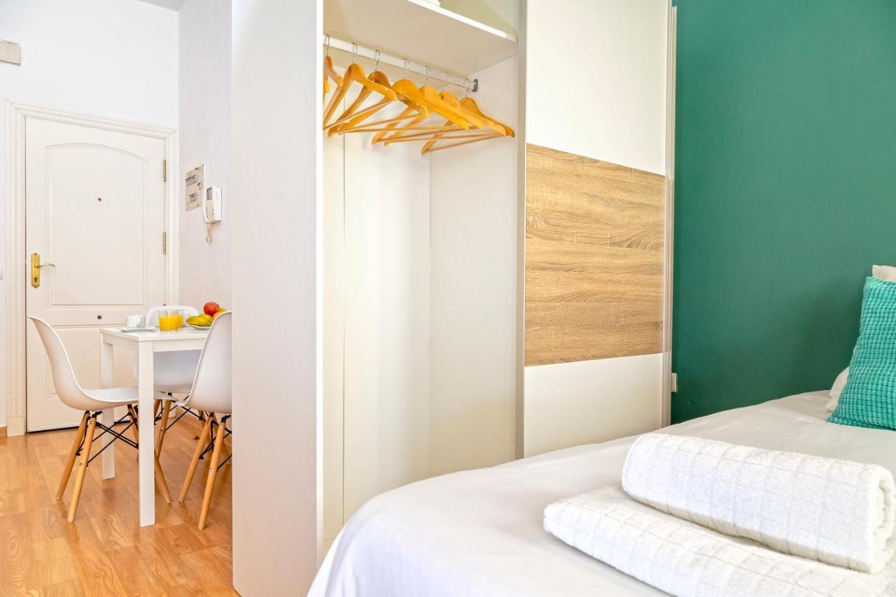 Livemalaga Clemens Apartment ภายนอก รูปภาพ